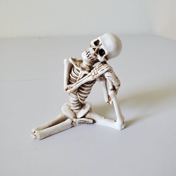 Halloween Yoga Skeleton Figurines Decorations Zen Poses Resin Set of 4 New - Picture 2 of 16